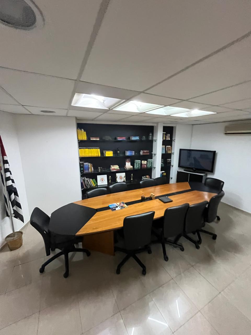 Estrutura de produção e iluminação do estúdio
